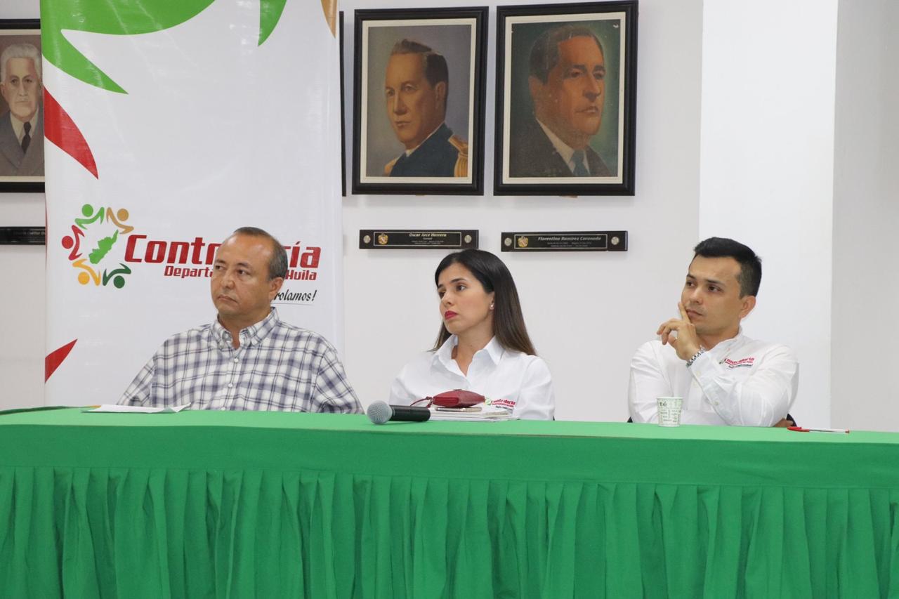 Amaury Flórez Reino, Contralor del Huila; Diana Carolina Fernández Ramírez, Jefe de Responsabilidad Fiscal y Edwin Artunduaga Segura, Jefe de Participación Ciudadana.
